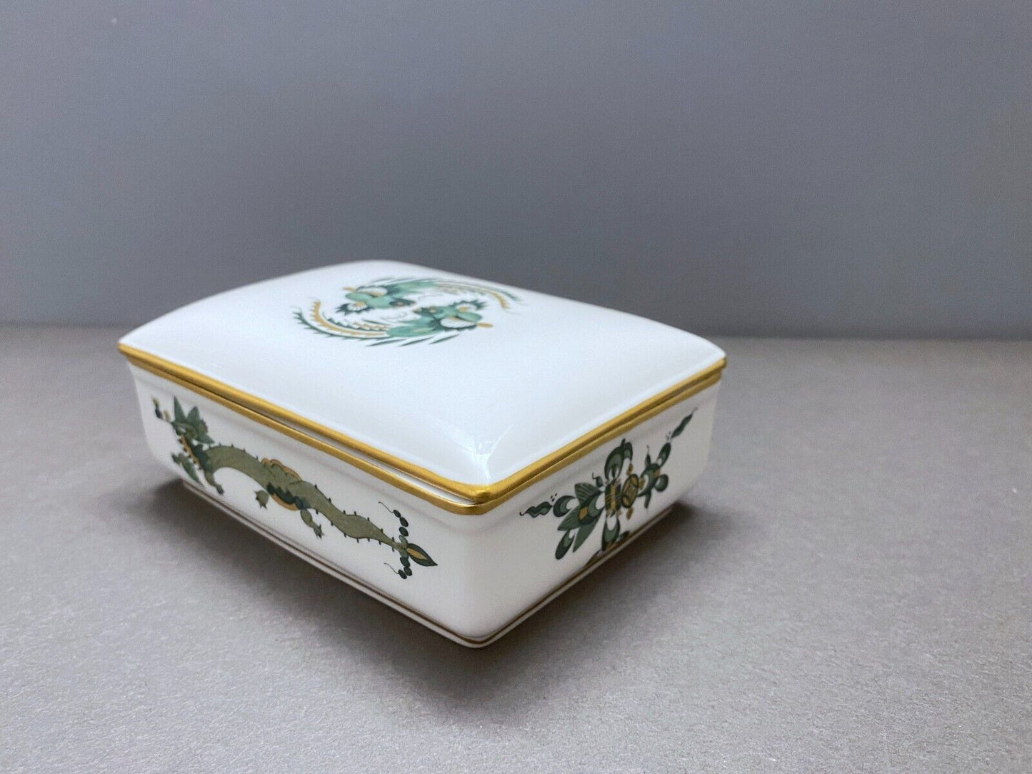 Meissen Rich Court dragon (Green) & birds covered Jewelry Box /trinket box, FAB