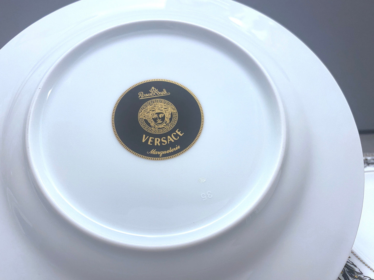 5 x Versace "Marqueterie" dinner plates, 10.5'' D, made in Germany by Rosenthal , black and white pattern with gold accents ,superb!