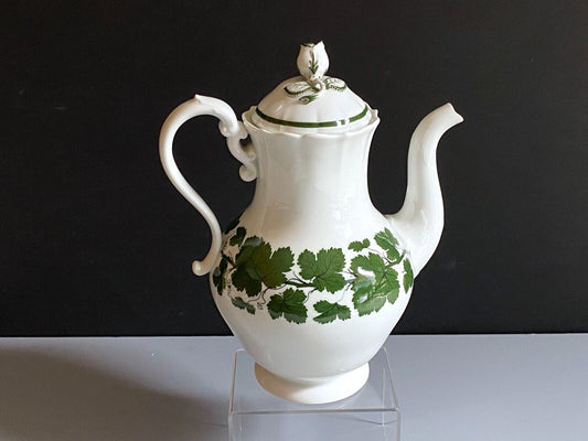 Meissen Green vine Large coffee pot with rose finial, 1st quality, 19th C