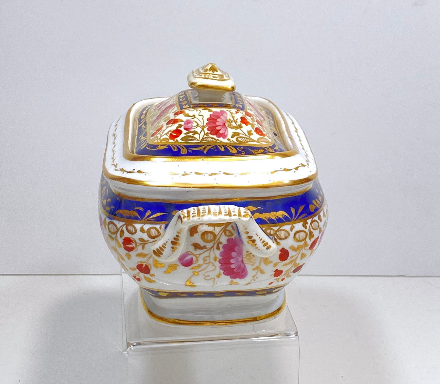 Copeland/Spode Imari covered bowl, ca. 1800s