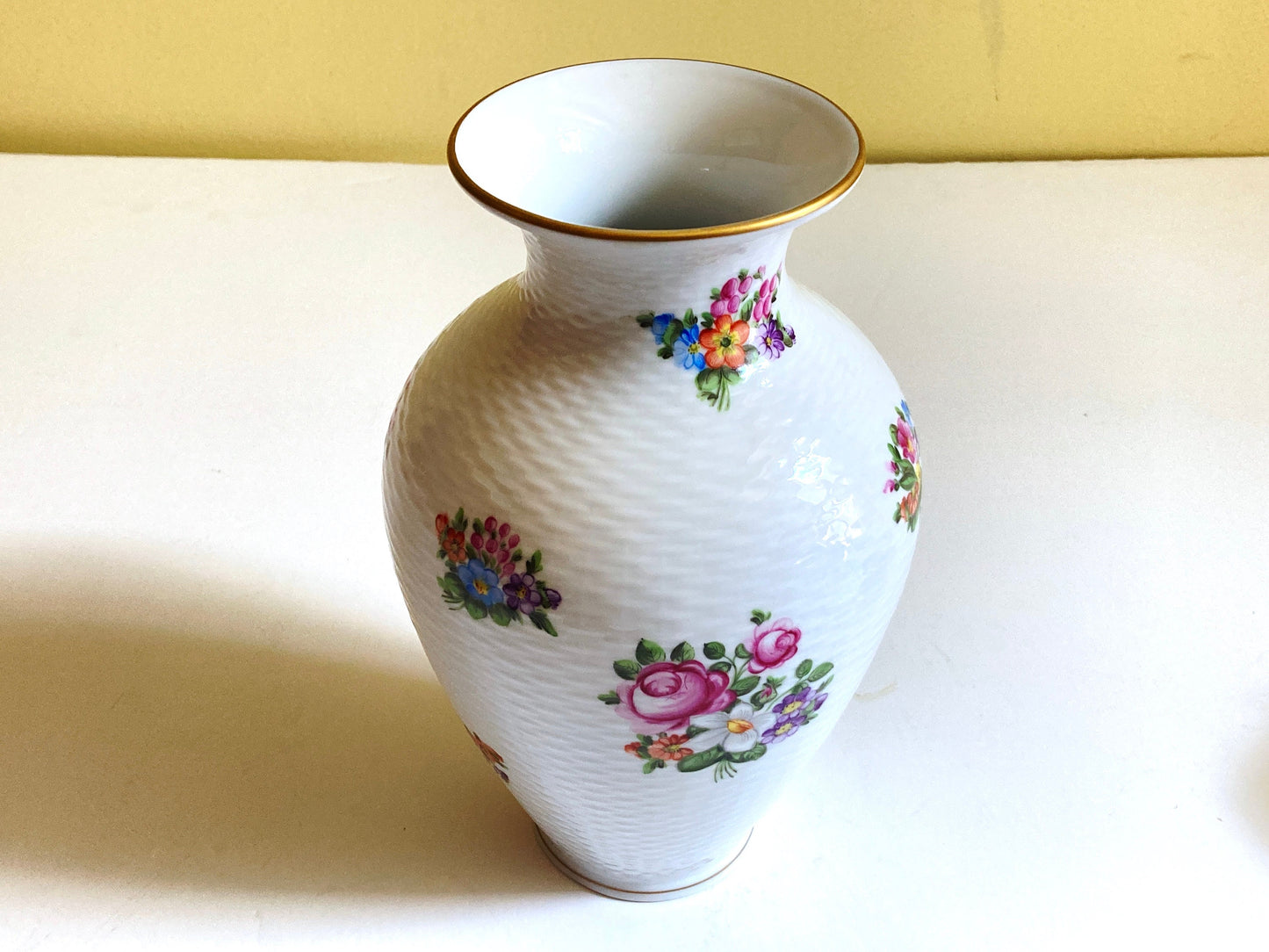 Large Herend "Bunch of Roses" (PBR) vase, No.6962 PBR, 24k accents, 11'' T, ca. 1960s, rare